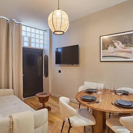 Center Of By Prestige Paryż