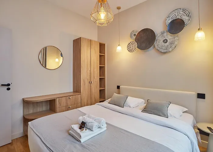 Center Of By Prestige アパート *